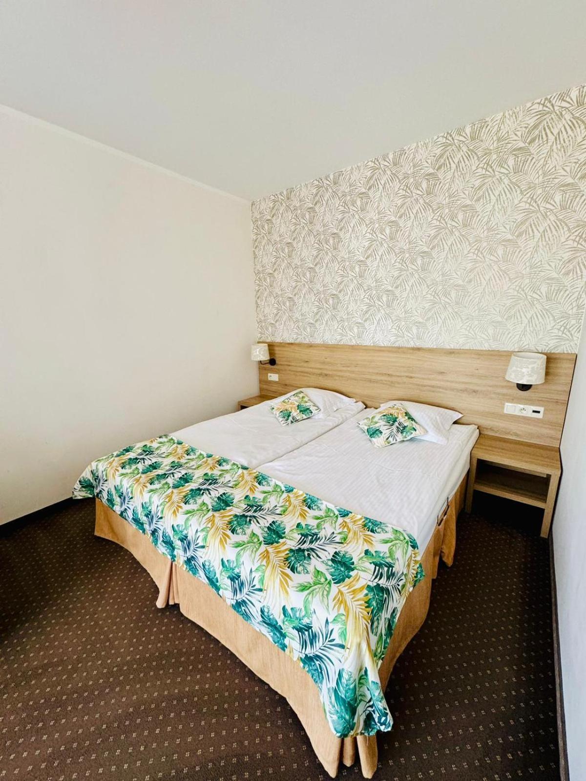 Bed and Breakfast Azyl Устроне-Морське Екстер'єр фото